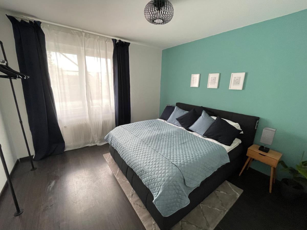 Airport Apartment Fuer 4 - Smart Tv - Kueche - Echarger Hamburg-Harburg Buitenkant foto