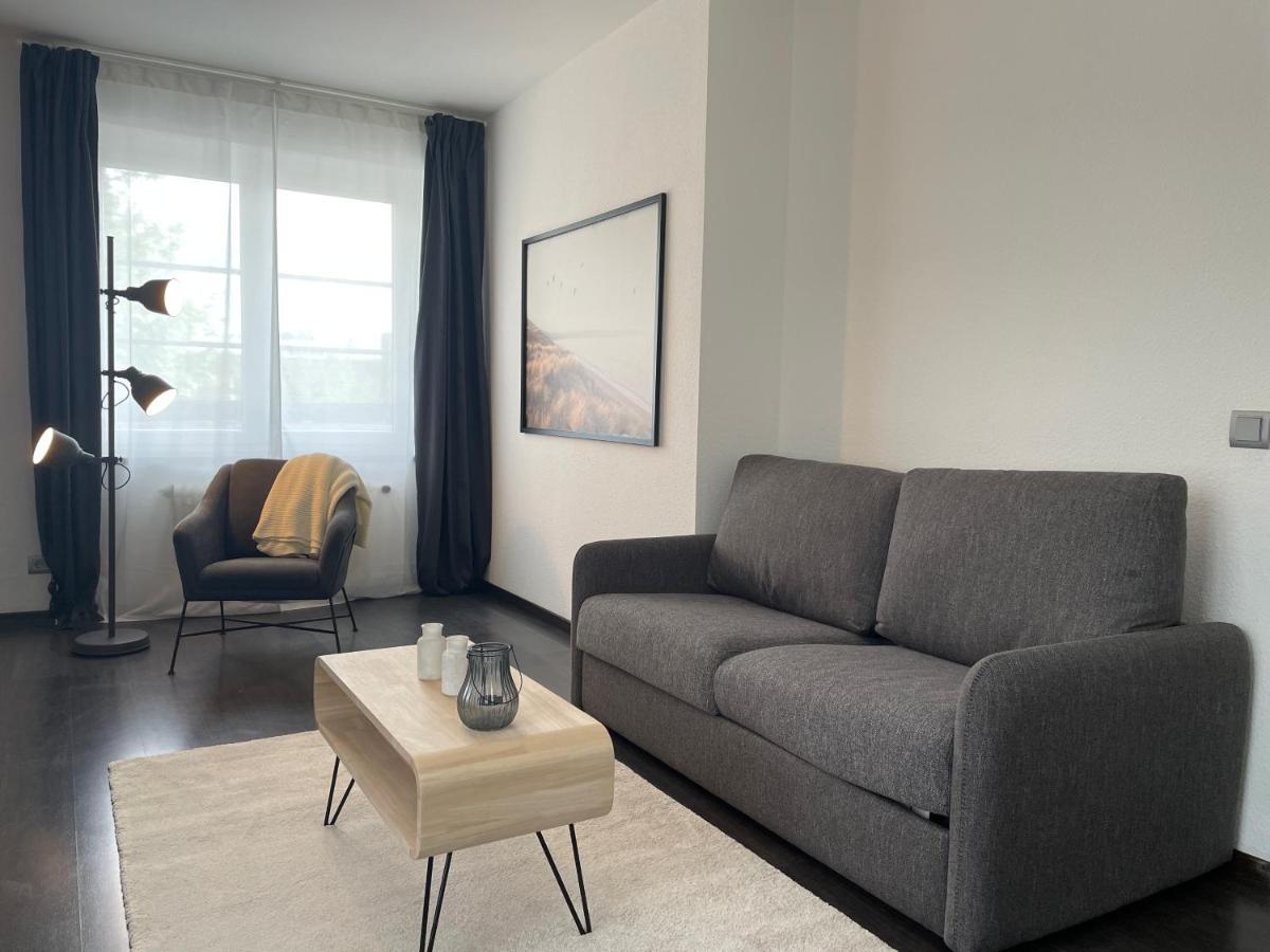 Airport Apartment Fuer 4 - Smart Tv - Kueche - Echarger Hamburg-Harburg Buitenkant foto