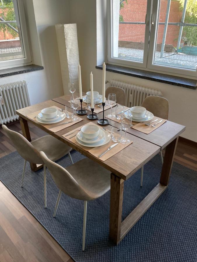 Airport Apartment Fuer 4 - Smart Tv - Kueche - Echarger Hamburg-Harburg Buitenkant foto