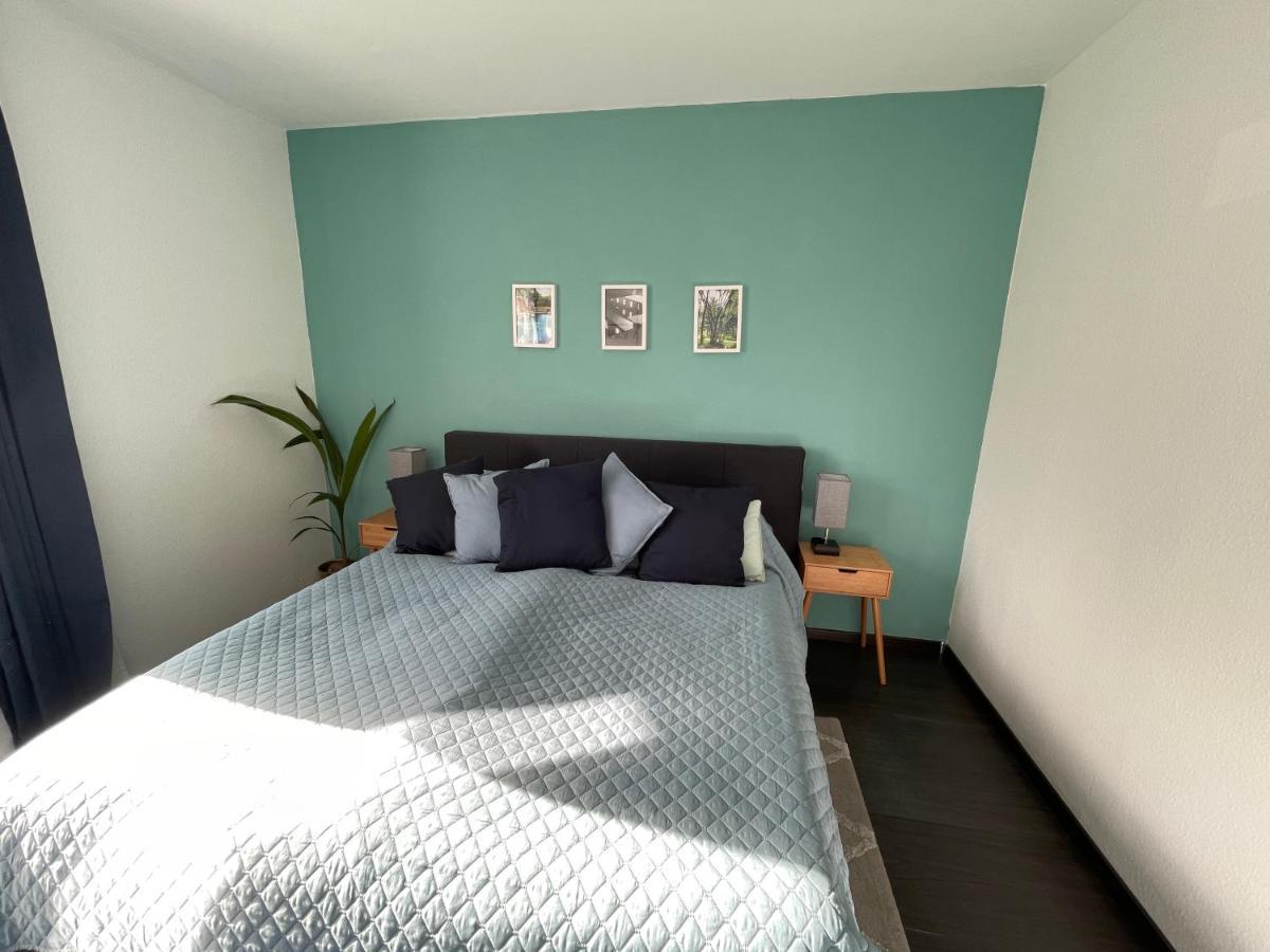 Airport Apartment Fuer 4 - Smart Tv - Kueche - Echarger Hamburg-Harburg Buitenkant foto
