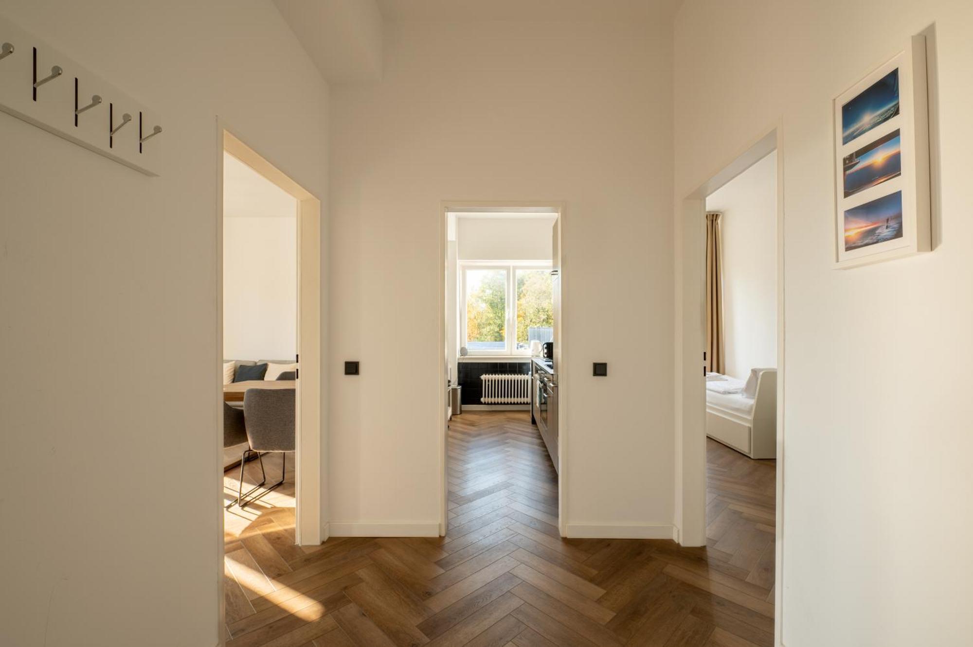 Airport Apartment Fuer 4 - Smart Tv - Kueche - Echarger Hamburg-Harburg Buitenkant foto