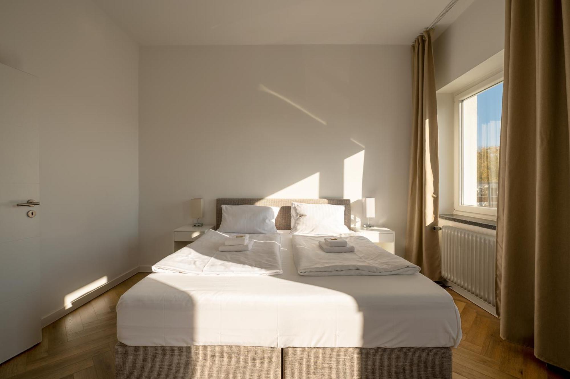 Airport Apartment Fuer 4 - Smart Tv - Kueche - Echarger Hamburg-Harburg Buitenkant foto